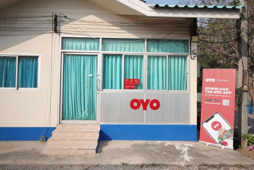 OYO 496 Chok Phikul Thong Resort Reception