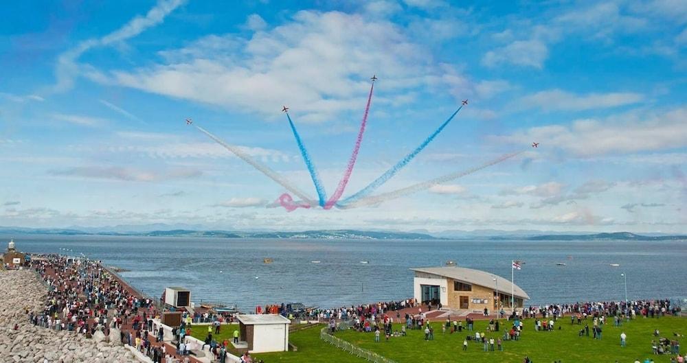 2 بد فلات - سليبس 3 - باركينج - وايفاي الشاطئ