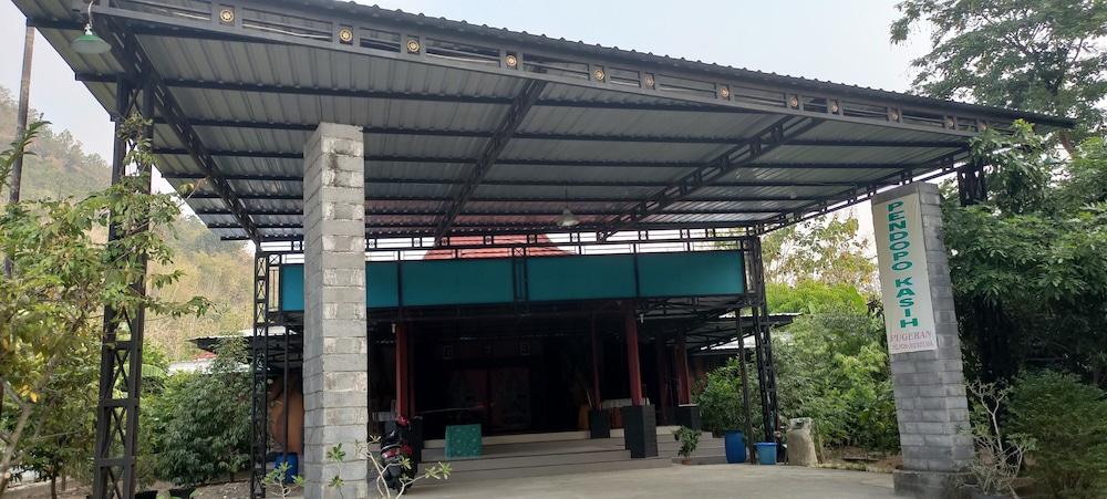 بينجينابان بيندوبو كاسي الصورة الأساسية