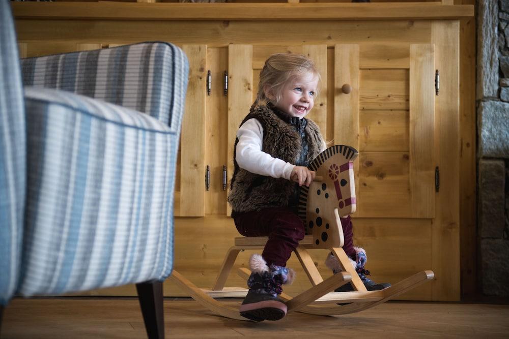 س جي ا لش ريزيدنس بوتيك ليه شالي دو ليانا منطقة الاستقبال