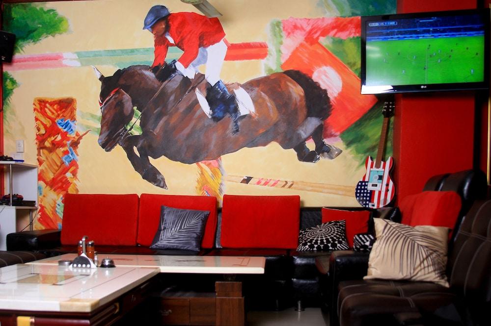 بريف لايون منطقة الجلوس في الردهة