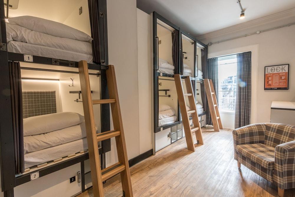 CoDE Pod  – The CoURT - Edinburgh Room