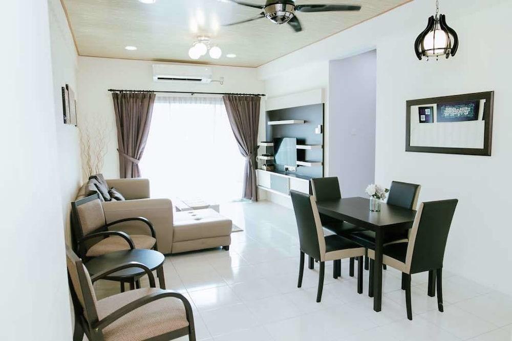 دي دبليو جاي ريزيدنس