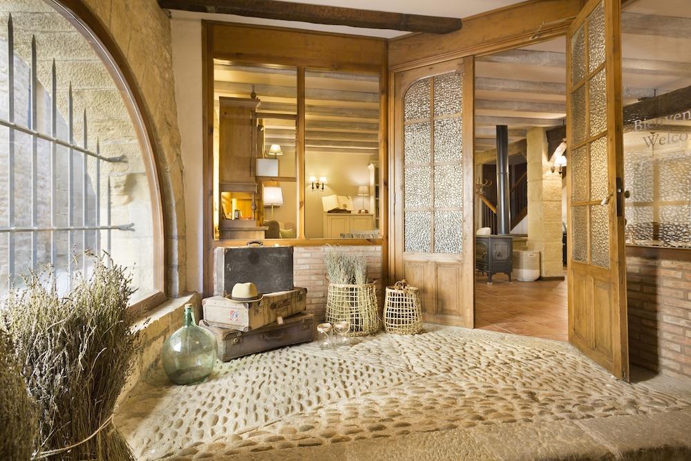 Rusticae Posada de Uncastillo Featured Image