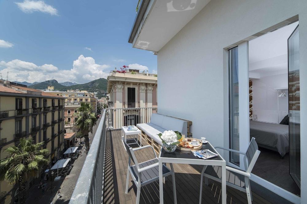 Hotel Montestella Exterior
