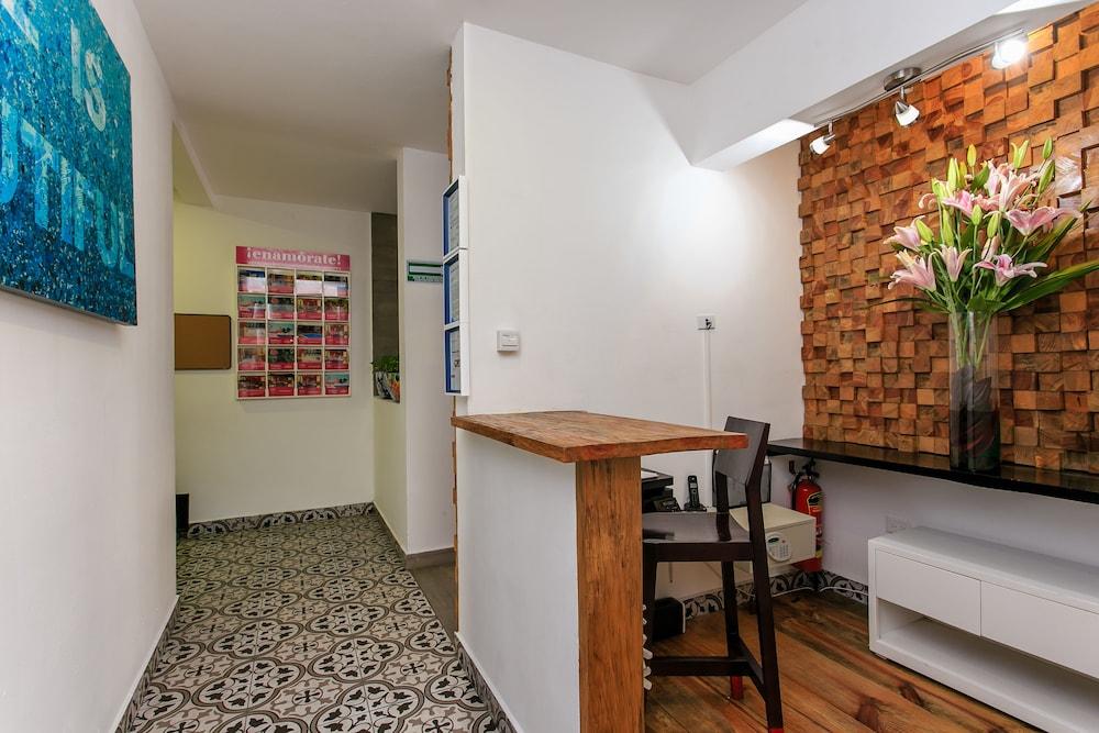 ستوديو 30 كوند هوتل باي نا هوتلز منطقة الاستقبال