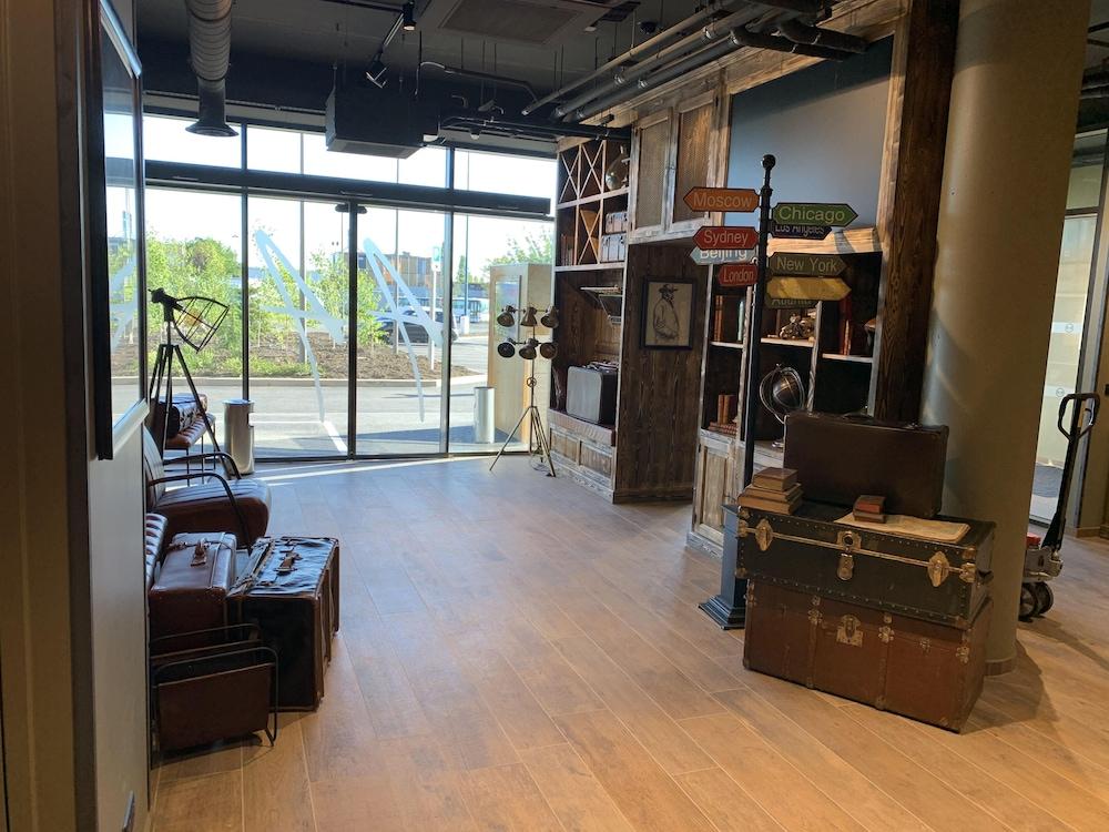 بي آند بي هوتل كليرمونت فيراند أ 71/إ75 لا ميريديين منطقة الانتظار في الردهة