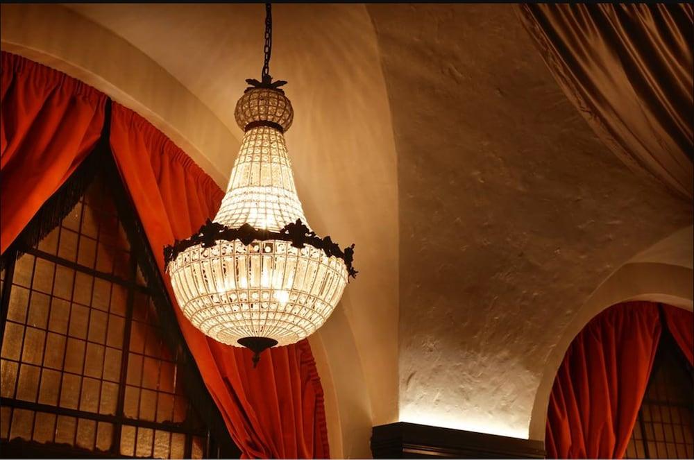 The Bedford Balham Interior Detail