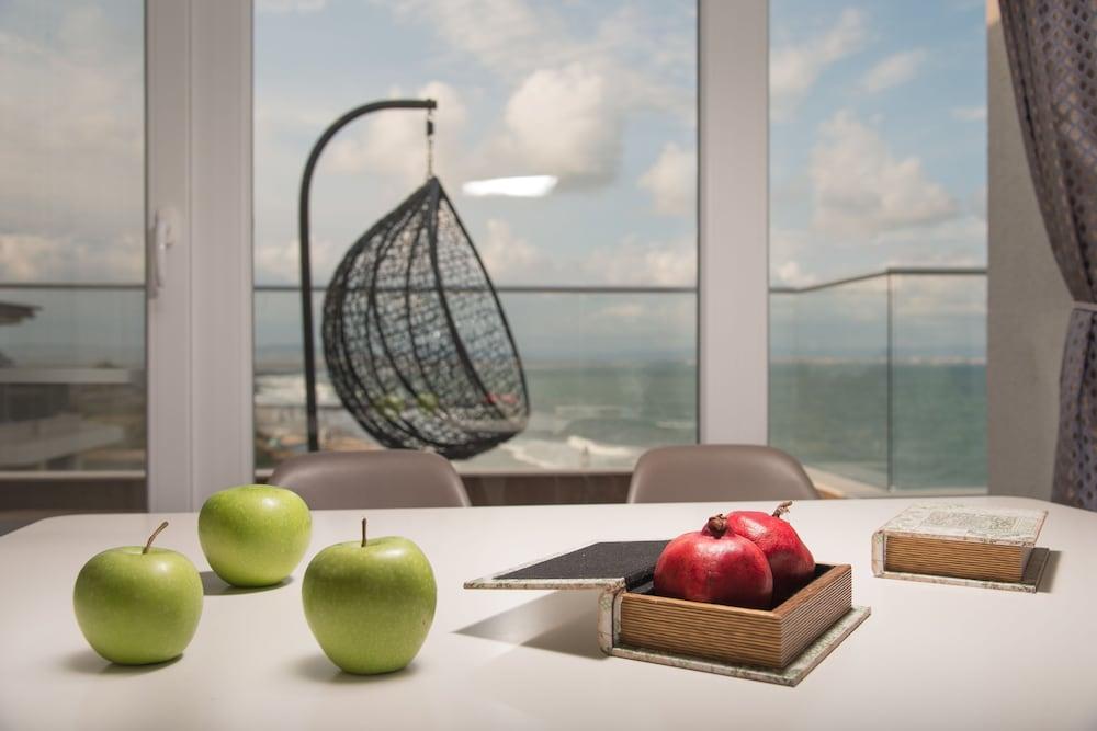 ديون بيتش بوتيك هوتل