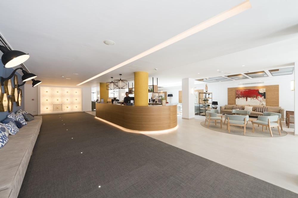 كيرات أماراك سويتس منطقة الاستقبال