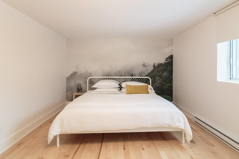 3 بد روم لاكشري آند سبيشوس أبارتمنت إن ليتل إيتالي غرفة