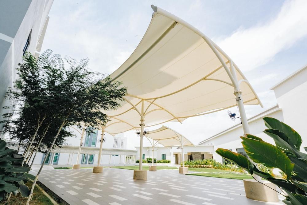 رايا هوتل آند كوانفينشن سنتر ألور سيتار المنطقة المحيطة بالمنشأة