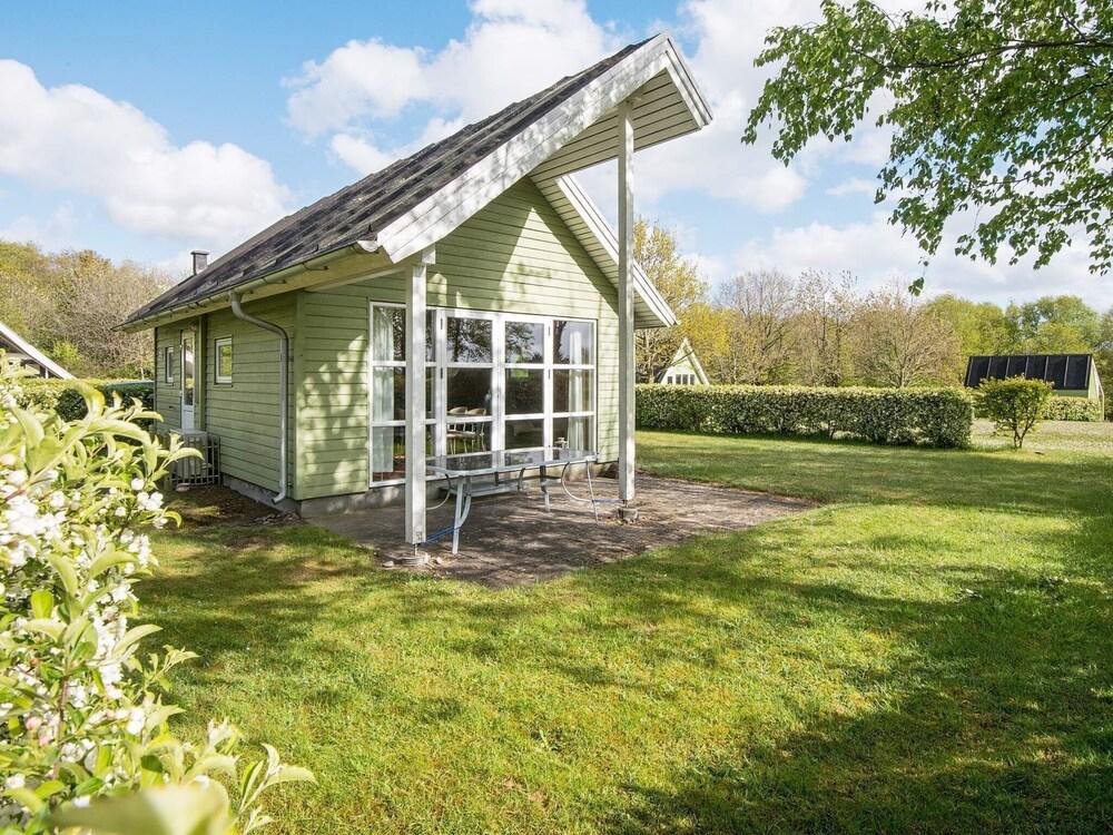 4 بيرسون هوليداي هوم إن غريندستيد المنطقة المحيطة بالمنشأة