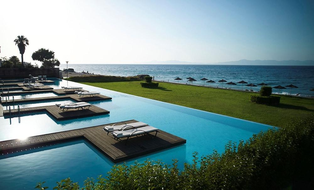 The Ixian All Suites - Adults Only Outdoor Pool