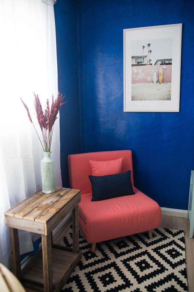 أميزينج ستوديو إن بيفيرلي بوليفارد! سليبس 3! غرفة