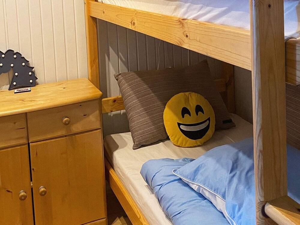 لاكوريوس هوليداي هوم إن سبوتروب نير سي غرفة