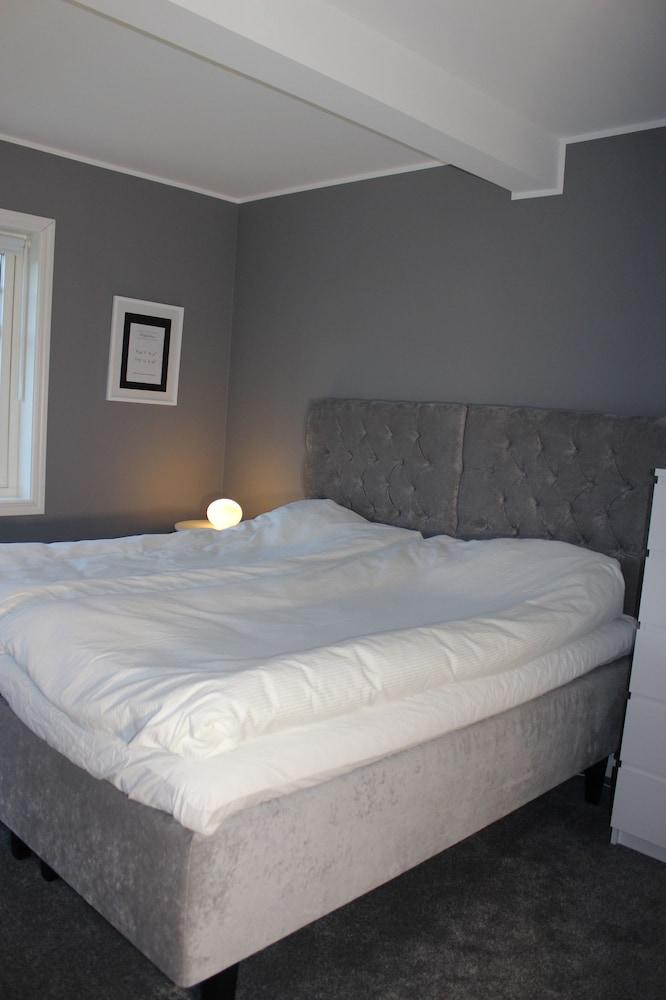 فيلا هاليهولمين غرفة