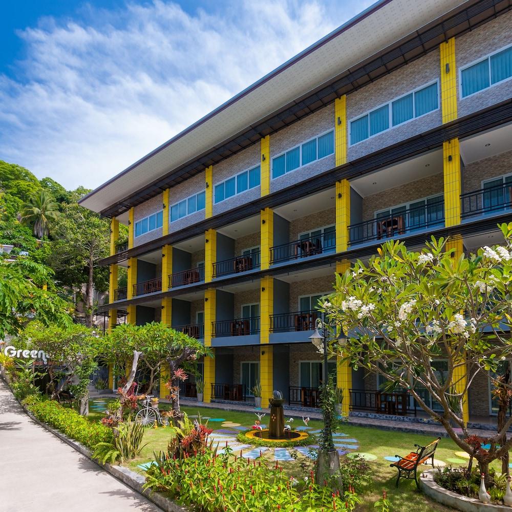 Greenery Resort Koh Tao Featured Image