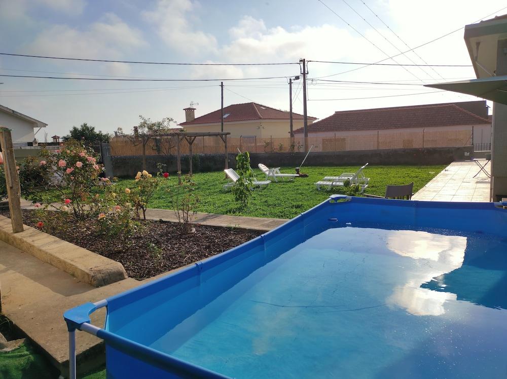 أوشين بريز بي آند بي الصورة الأساسية