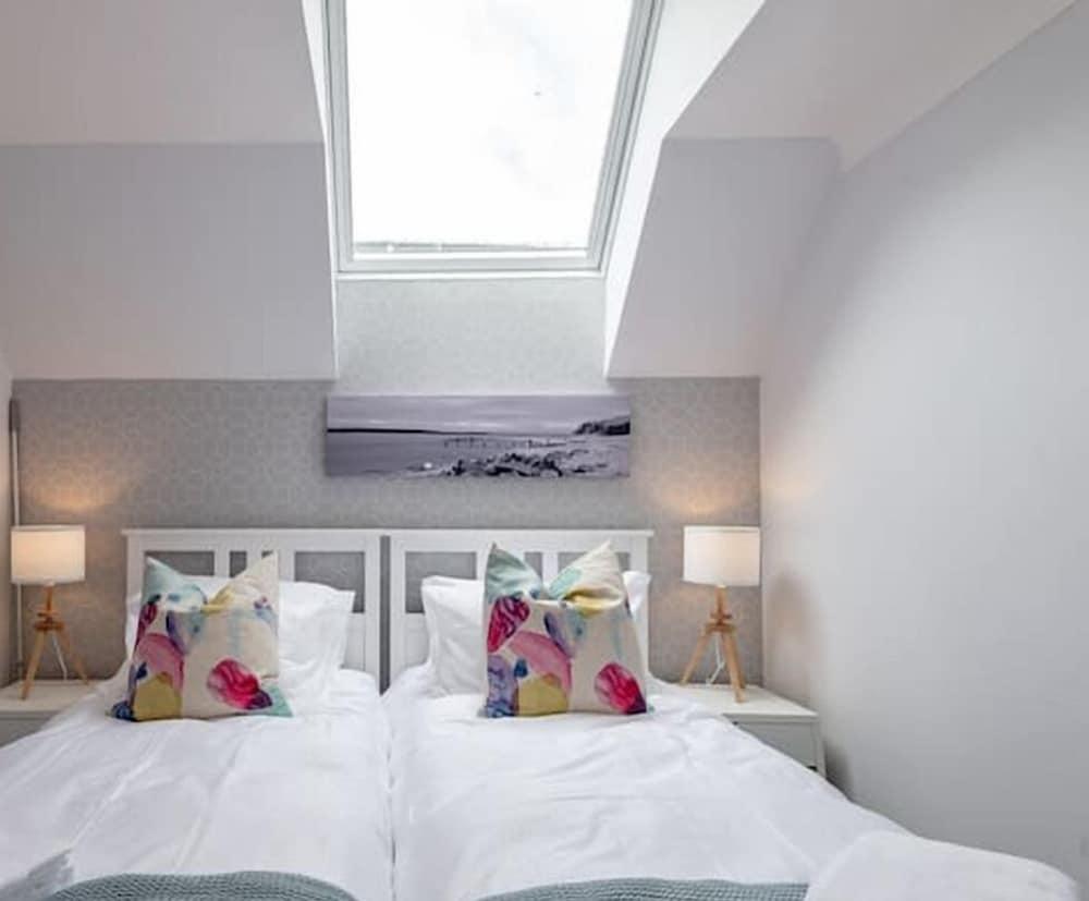 Abbey Villa - Central Boutique House