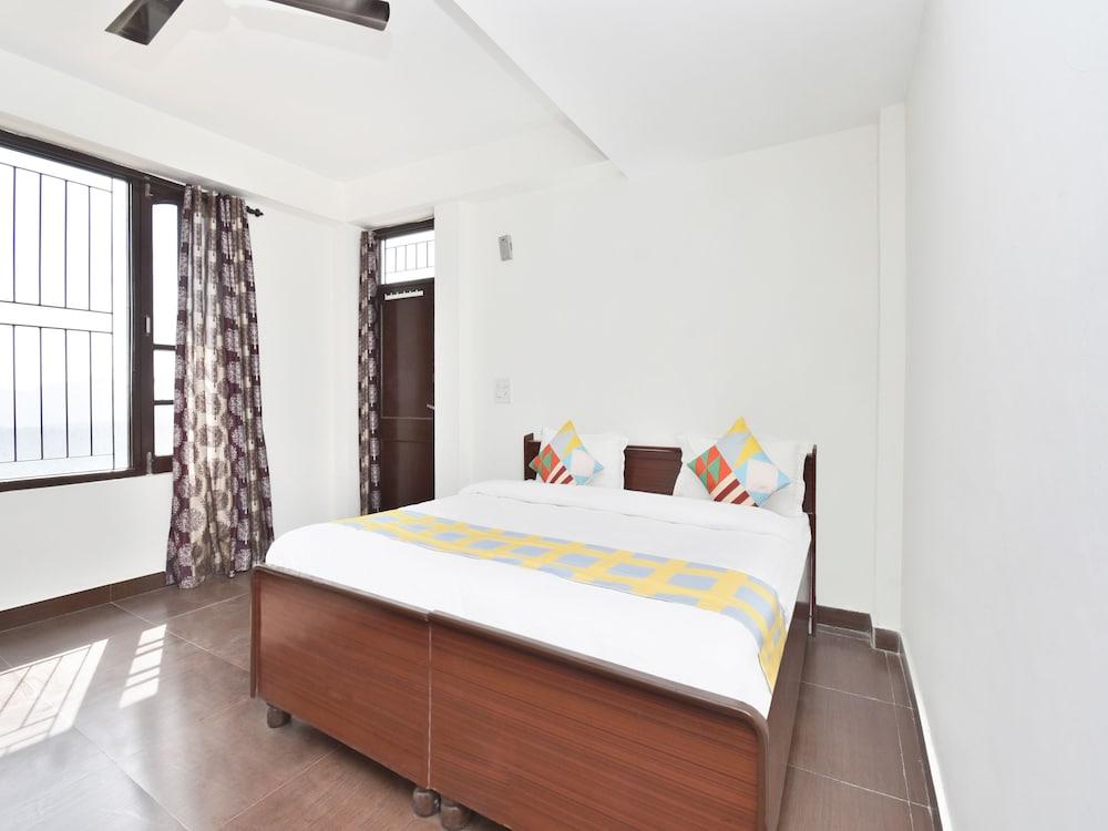 أو واي أو 13878 هوم سبيشوس 3 بد رومز، هول آند كيتشن كومارهاتي غرفة