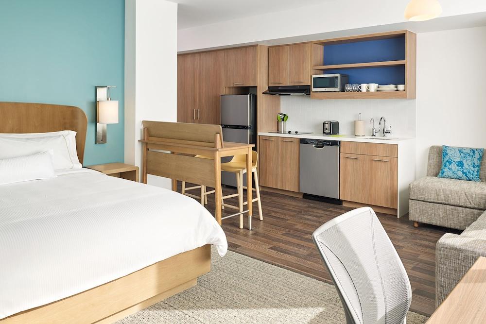 Element Spring Valley Room