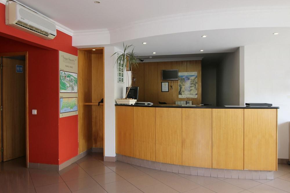 باركوي مورابل بي دو لاجو - أوسايس فيليدج منطقة الاستقبال