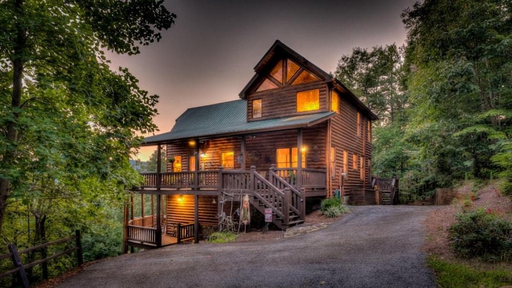 Chasing Views by Escape to Blue Ridge Exterior