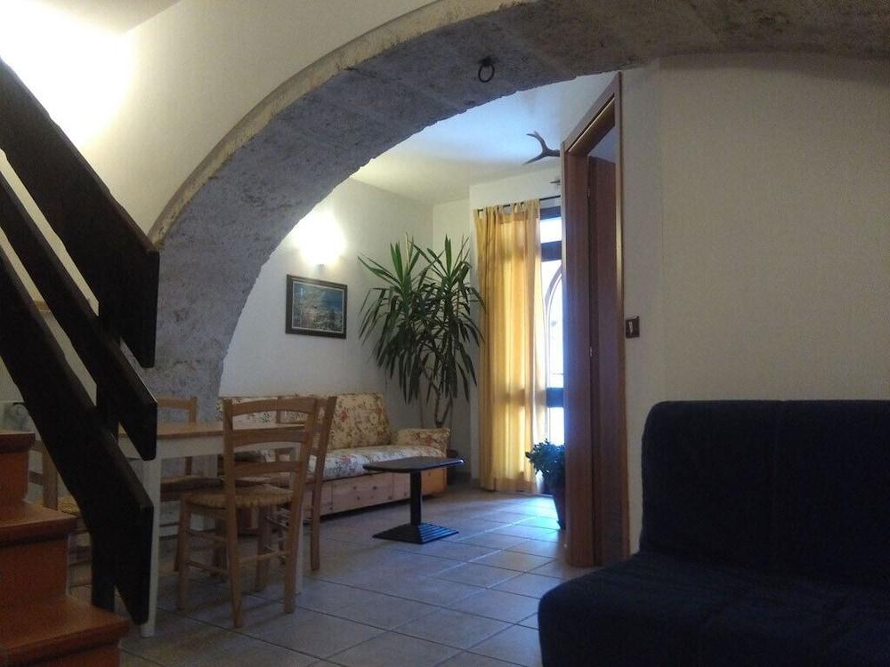 Albergo La Torre Interior