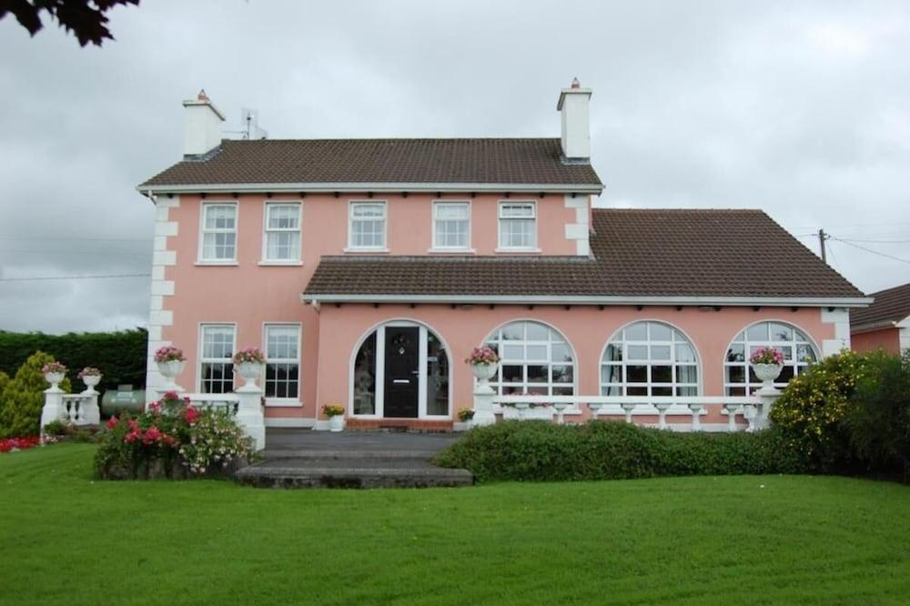 بالينجوان هاوس بي آند بي المنطقة الخارجية