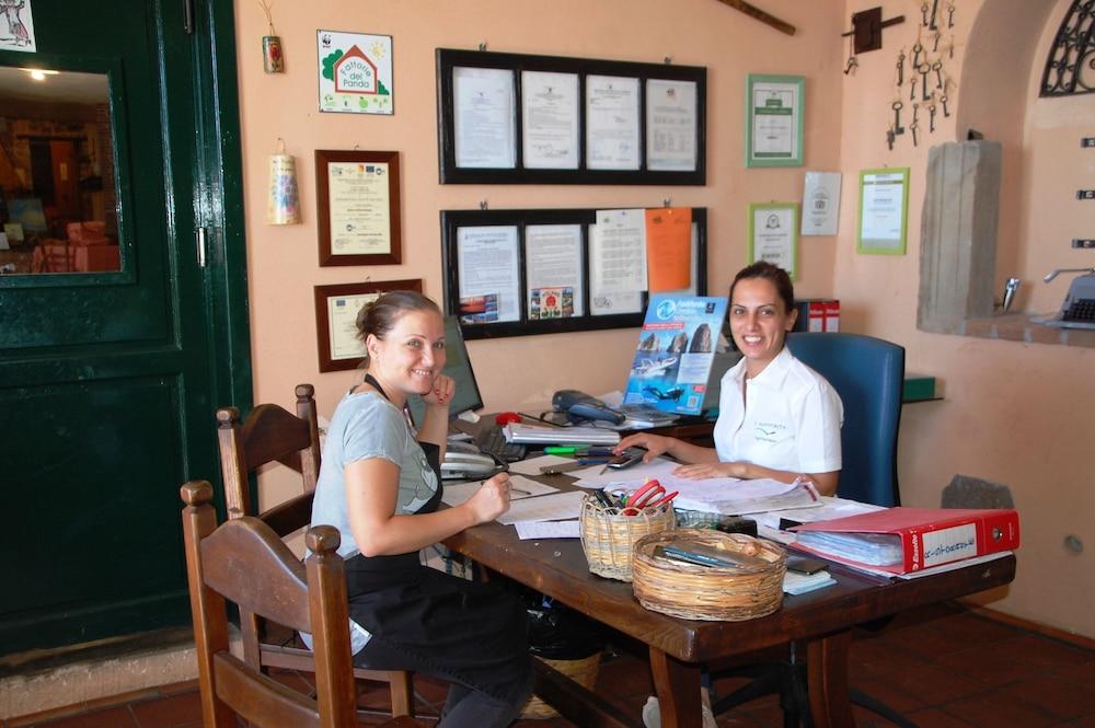 هوتل أجريتوريزمو سانتا مارجريتا منطقة الاستقبال