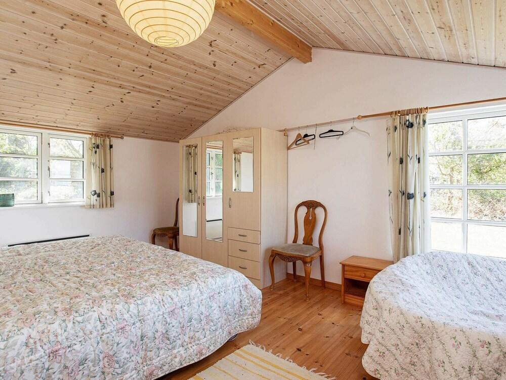 بليزانت هوليداي هوم إن فيريفيجل ويذ بانوراميك سي فيو غرفة