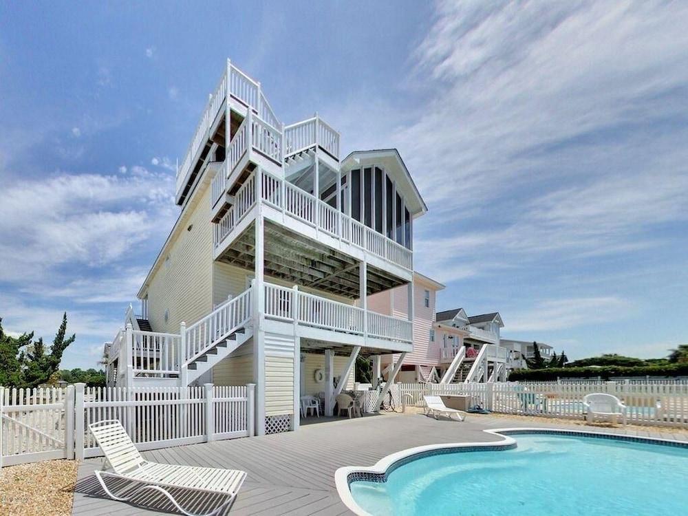 هولدين أون ساوث فور بيد روم هوم باي ريدونينج زحليقة مائية