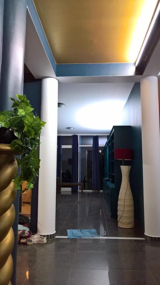 بامبو إي أوليفيه - شامبر دوت الردهة