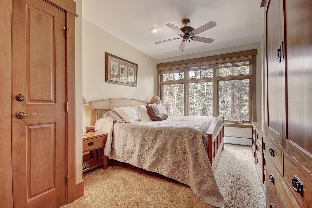 3003 لون إيجل تو بيد روم كوندو باي ريدونينج غرفة