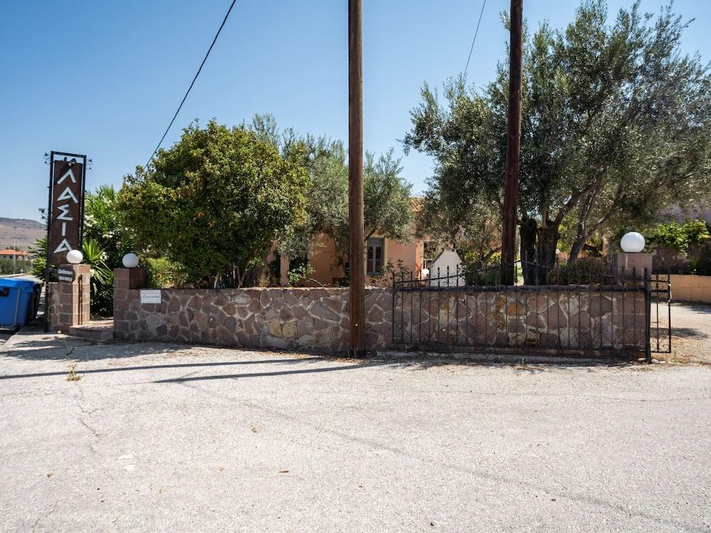 Gorgeous Studio in Lesvos Island With Balcony Reception
