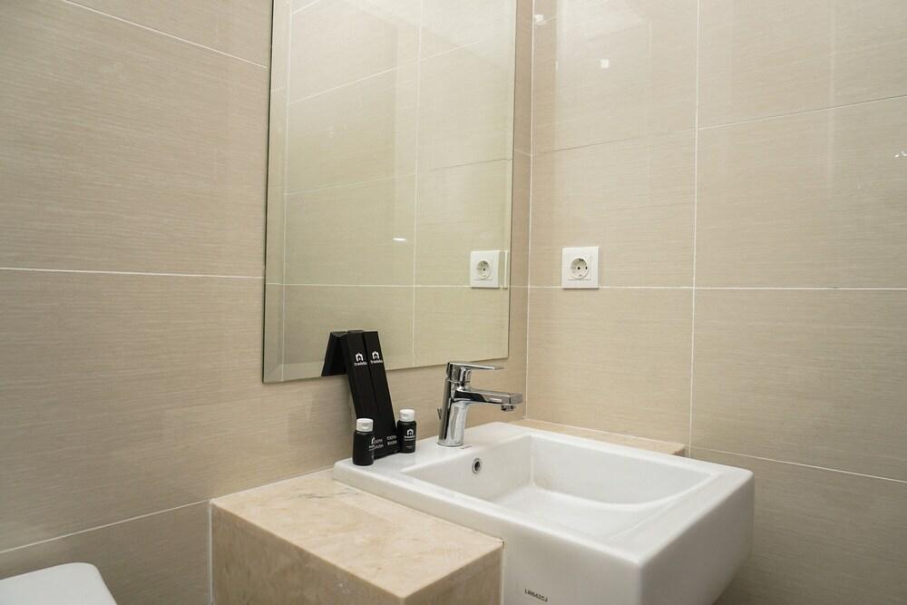 مينيماليست ستوديو روم آت بوري مانشن أبارتمنت حمام