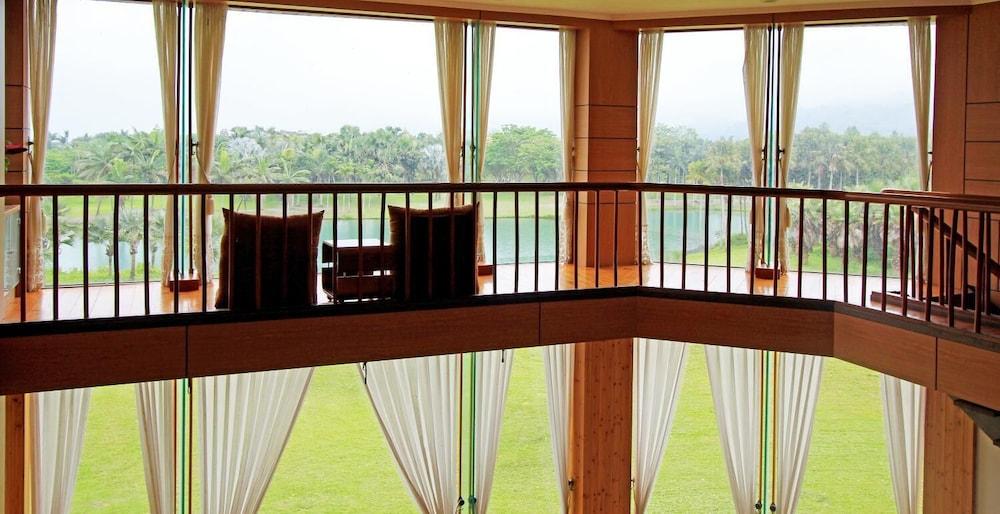 Yun Shan Shui Yi Cui Hsuan Resort Interior