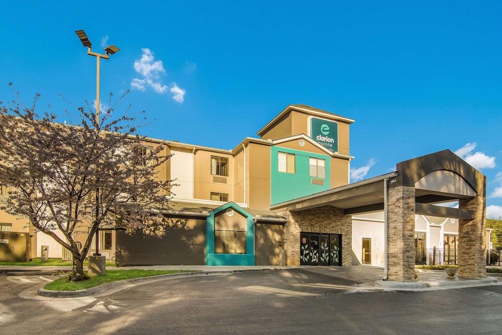 كلاريون بوينت ويك فوريست - رالي نورث