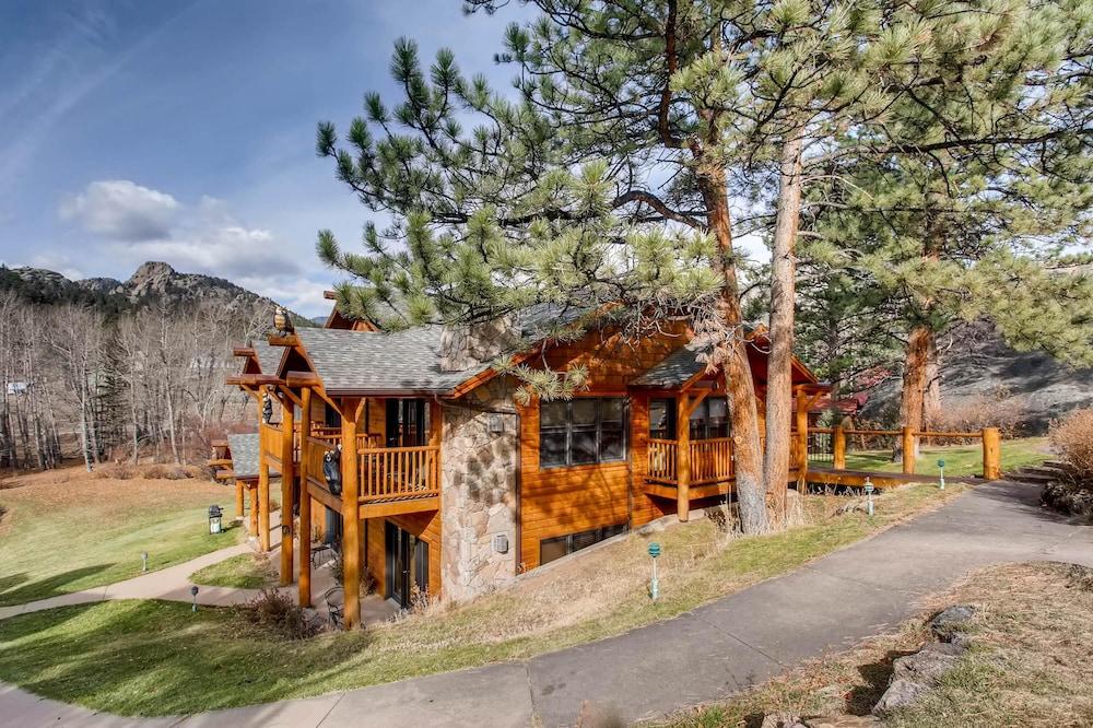 Black Canyon Inn Unit B1/2 Exterior