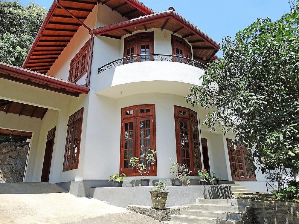 ذا بيناكل فاين أكوموداشن المنطقة الخارجية