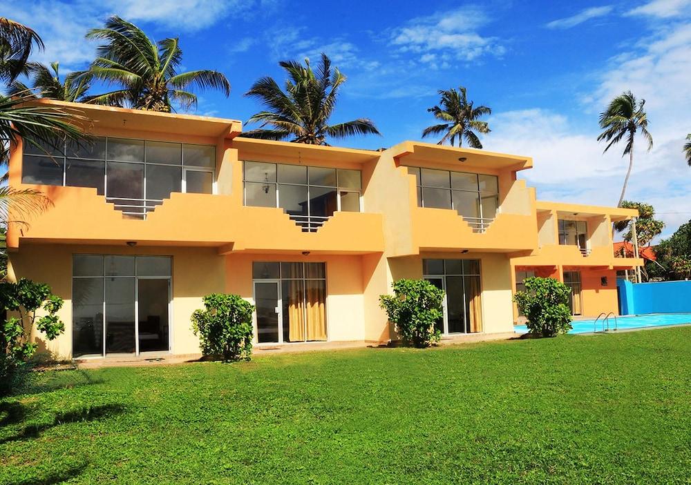 رالا بيتش ريزورت