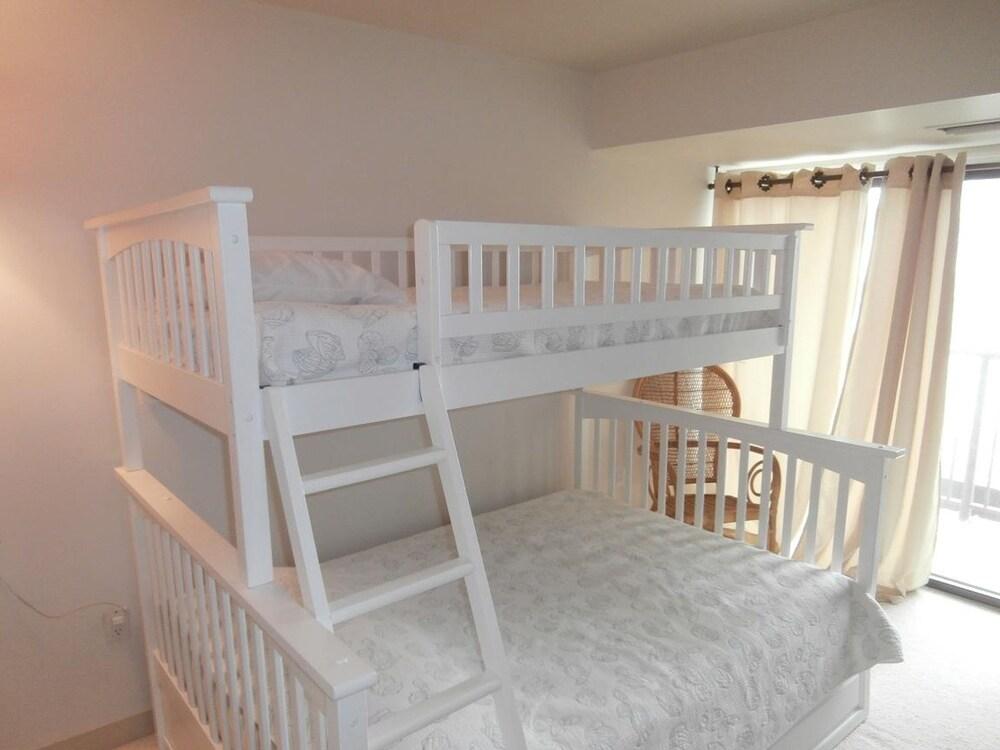 هينلوبين يونيت 413 باي لونج آند فوستر غرفة