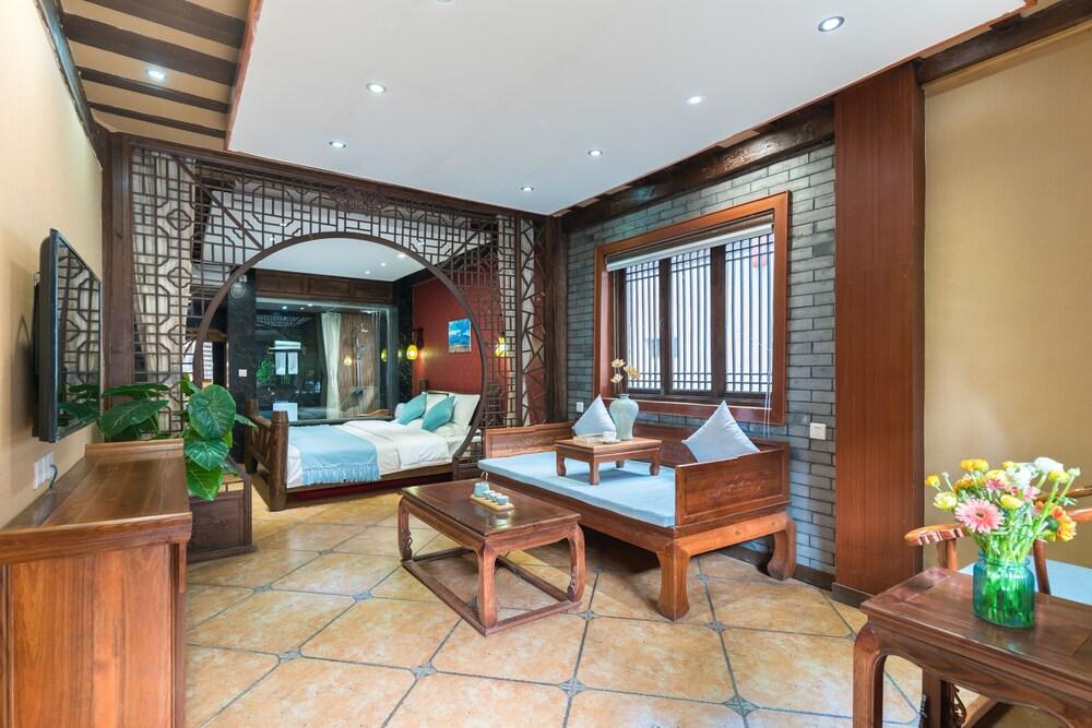 Lijiang He Mu Ju Inn Fairview Branch Room