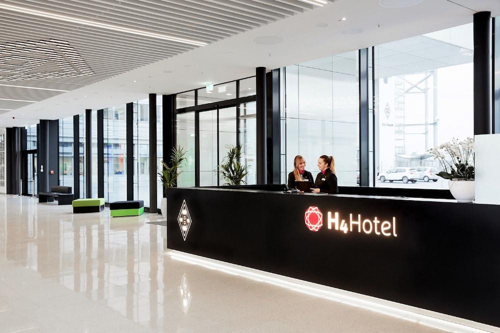 إتش4 هوتل مونشينغ لادباخ إم بوروسيا بارك منطقة الاستقبال