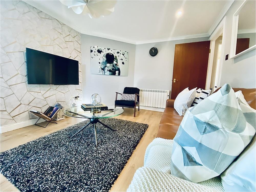 ميرتشانت سيتي أواسيز