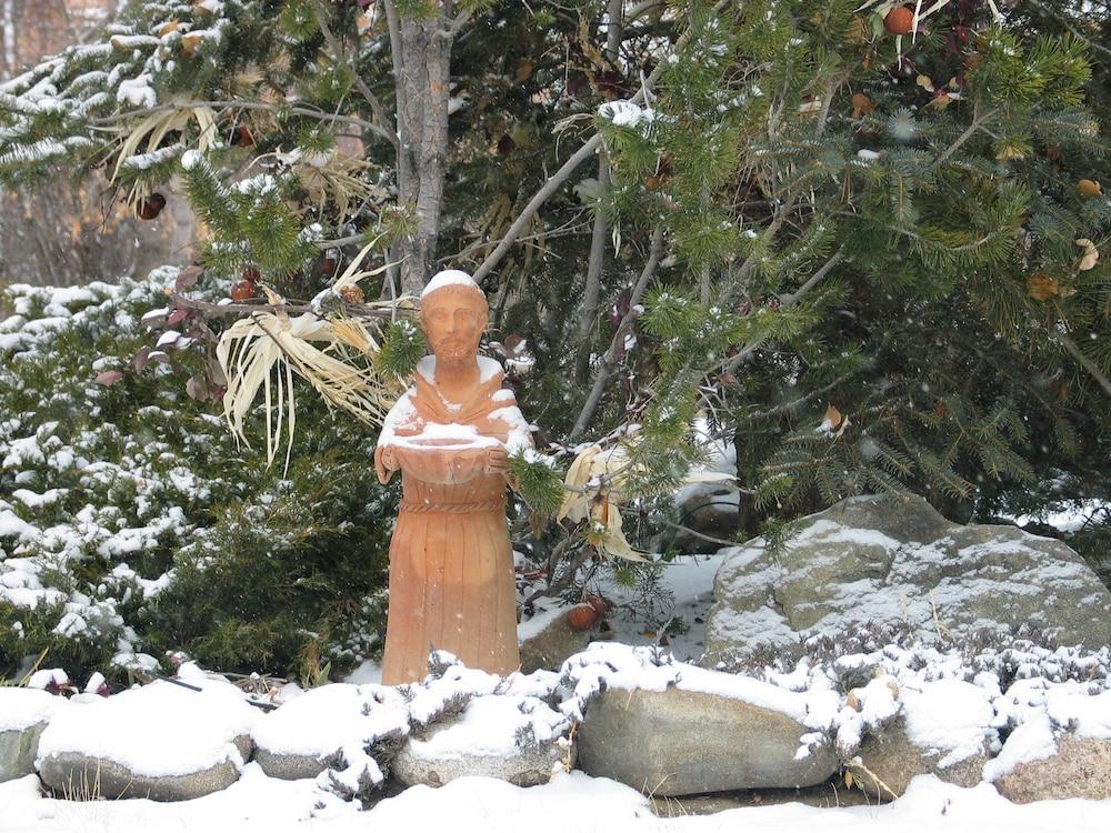 مابيل دودج لوهان هاوس تفاصيل الفندق من الخارج