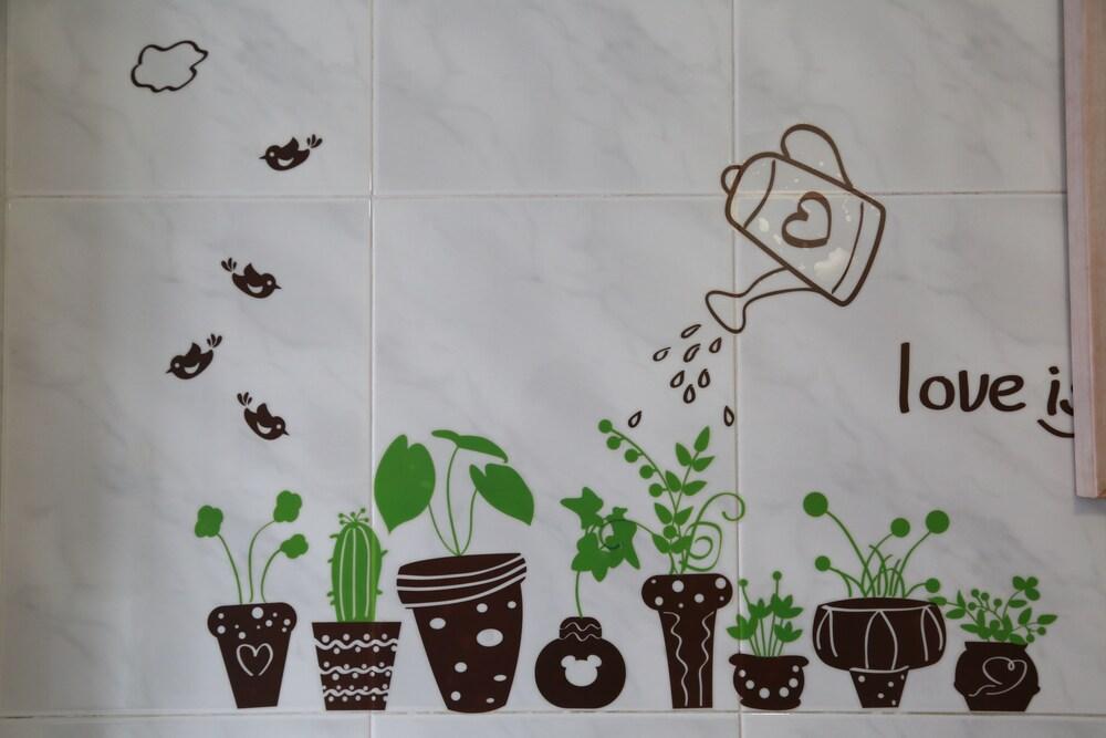 كاليدو أبارتامنتو سنتريكو جونتو أيه فونيكولار اي مترو تفاصيل الفندق من الداخل