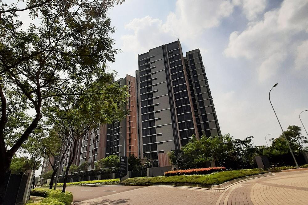 لاكزوريوس 1 بد روم آت ماريجولد نافا بارك أبارتمنت المنطقة الخارجية