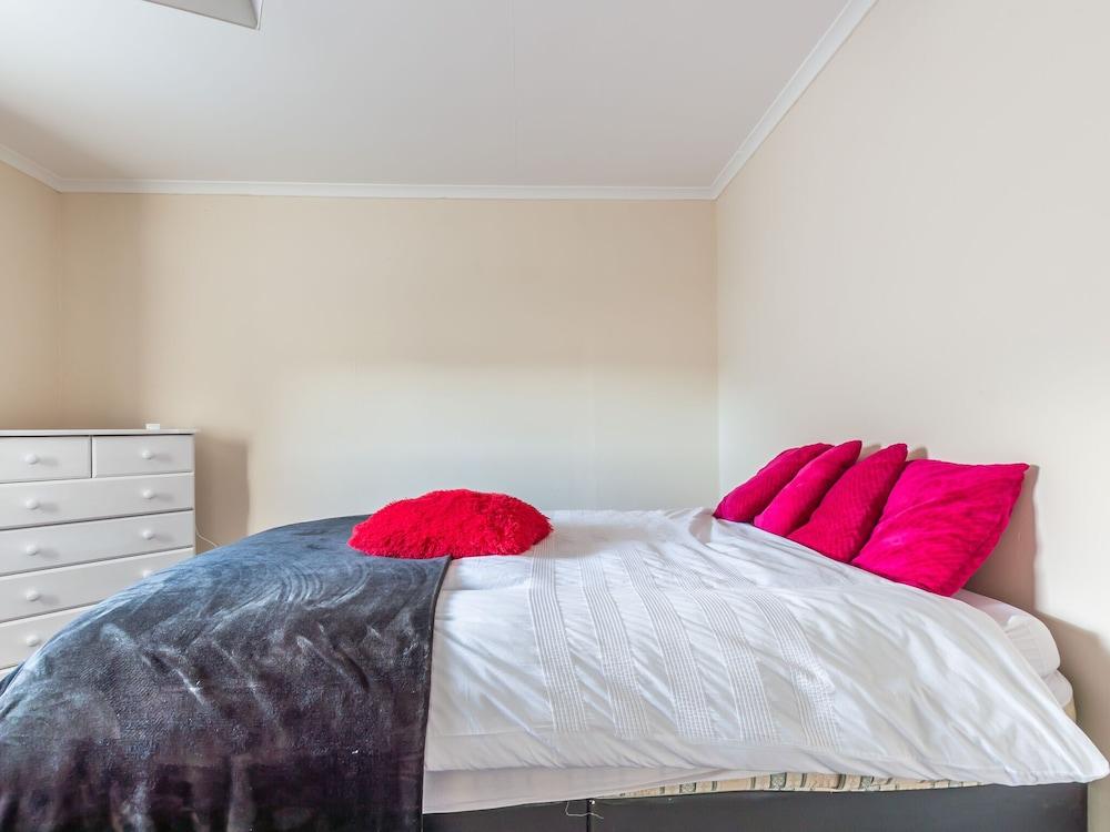 Lively Holiday Home in Norwich near Wensum River